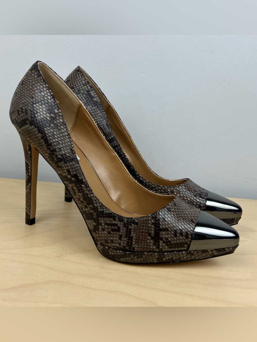 Steve Madden Women’s Size 8.5 Faux Snakeskin Stiletto Heels Brown Cap Toe